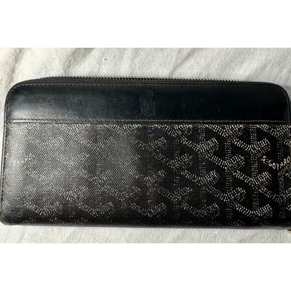 Goyard Black Gm EUC Zippered Wallet Canvas Leather With Certificate Of Authentic - Picture 10 of 10